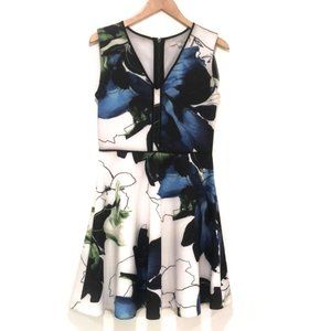 REED (L) sleeveless dress huge blue floral print💙